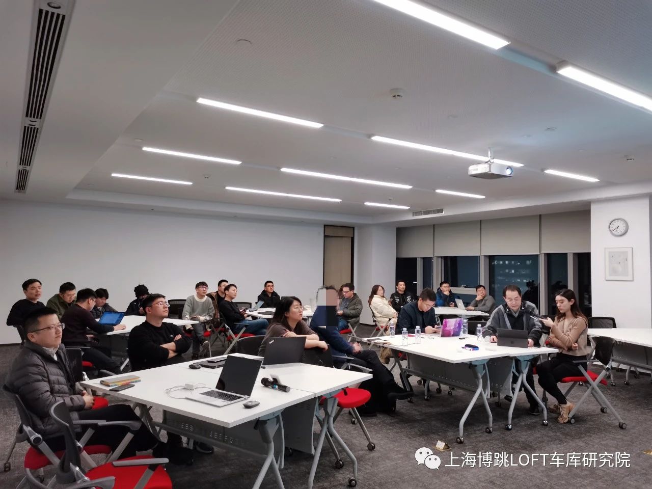 石柱杭州LOFT车库专题会